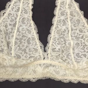 🧡 Saki Silver Brand Ivory Lace Halter Top 🧡